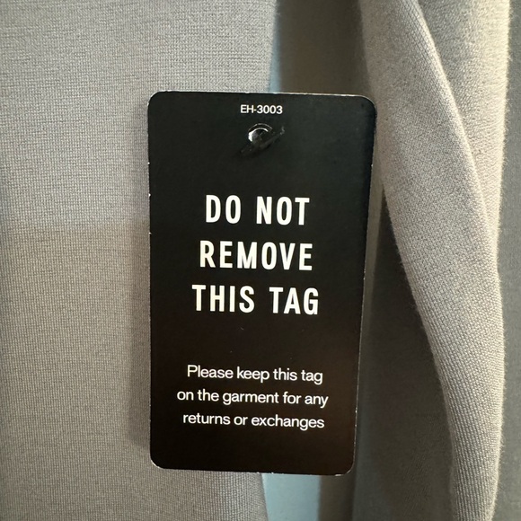 EXPRESS Long Sleeve Bodysuit - Picture 7 of 7